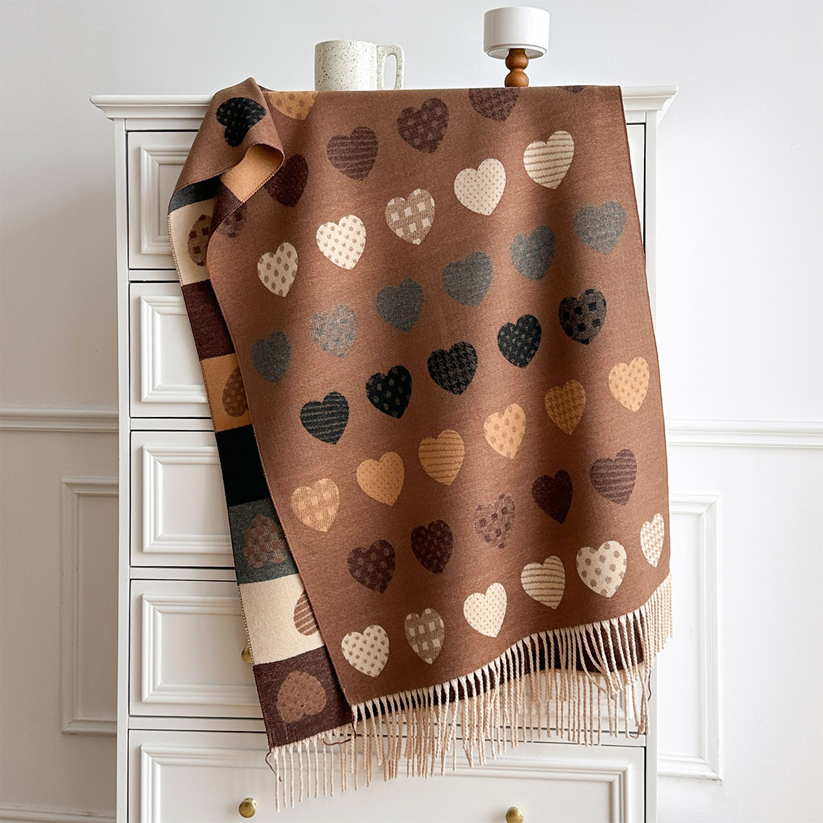 Pashmina Wrap Large - ผ้าพันคอแคชเมียร์เทียมสำหรับผู้หญิง ผ้าคลุมไหล่หนานุ่มอุ่นพร้อมขอบพู่ ผ้าพันคอพิมพ์ลายสองด้านสำหรับฤดูหนาว ผ้าพันคอปัชมิน่าขนาดใหญ่สำหรับฤดูใบไม้ร่วง