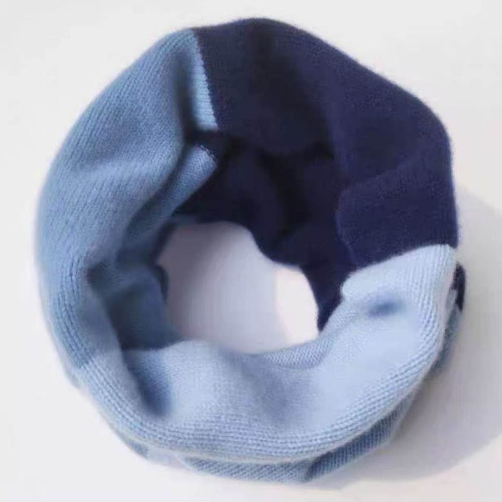 ผ้าพันคออินฟินิตี้สีตัดกันนุ่ม - Infinity Scarf Knit บทวิจารณ์และราคา