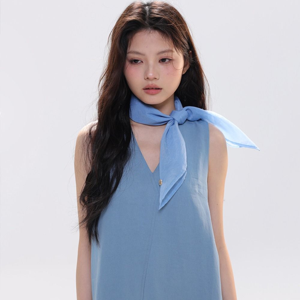 ผ้าพันคอสี่เหลี่ยมเล็กสีพื้นสไ - Scarf Silk Square บทวิจารณ์และราคา